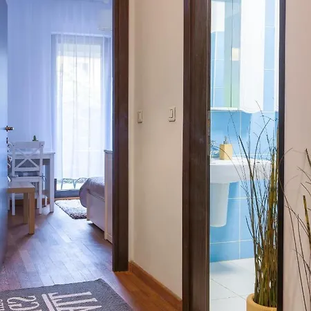 Apartament-Complex Vivando-Locatie Ideala Pentru Cupluri, Familii,Tineri Si Studenti 아파트