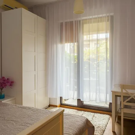 Complex VIVANDO-locație ideală lângă zonele tale de distracție Appartement Bucarest